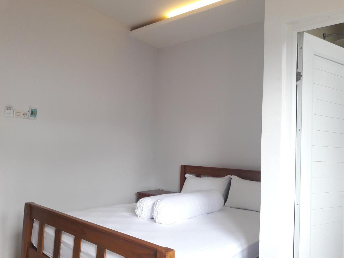 Azalia Residence Palembang Eksteriør bilde