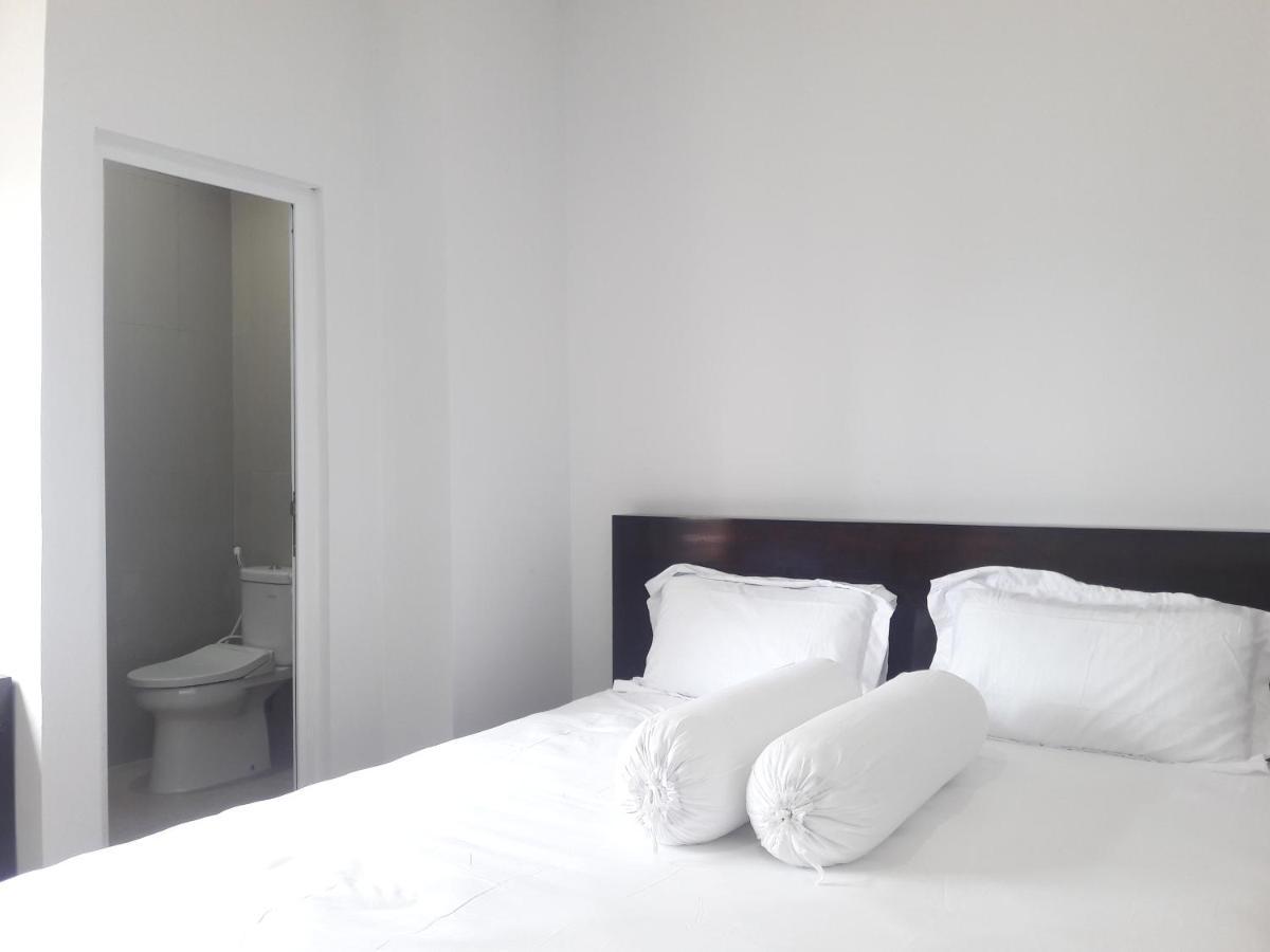 Azalia Residence Palembang Eksteriør bilde